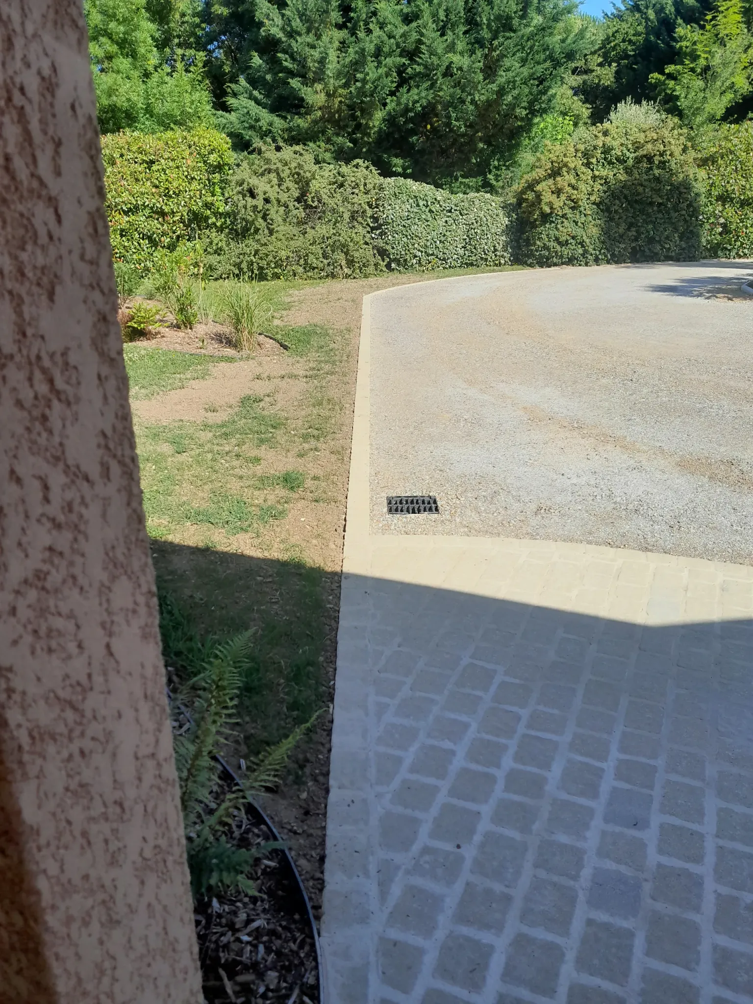 Pavage et bordures à Bessières, vue 2 du chantier