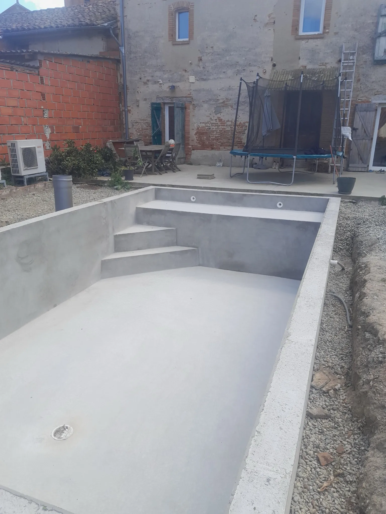 Terrassement de piscine à Bondigoux