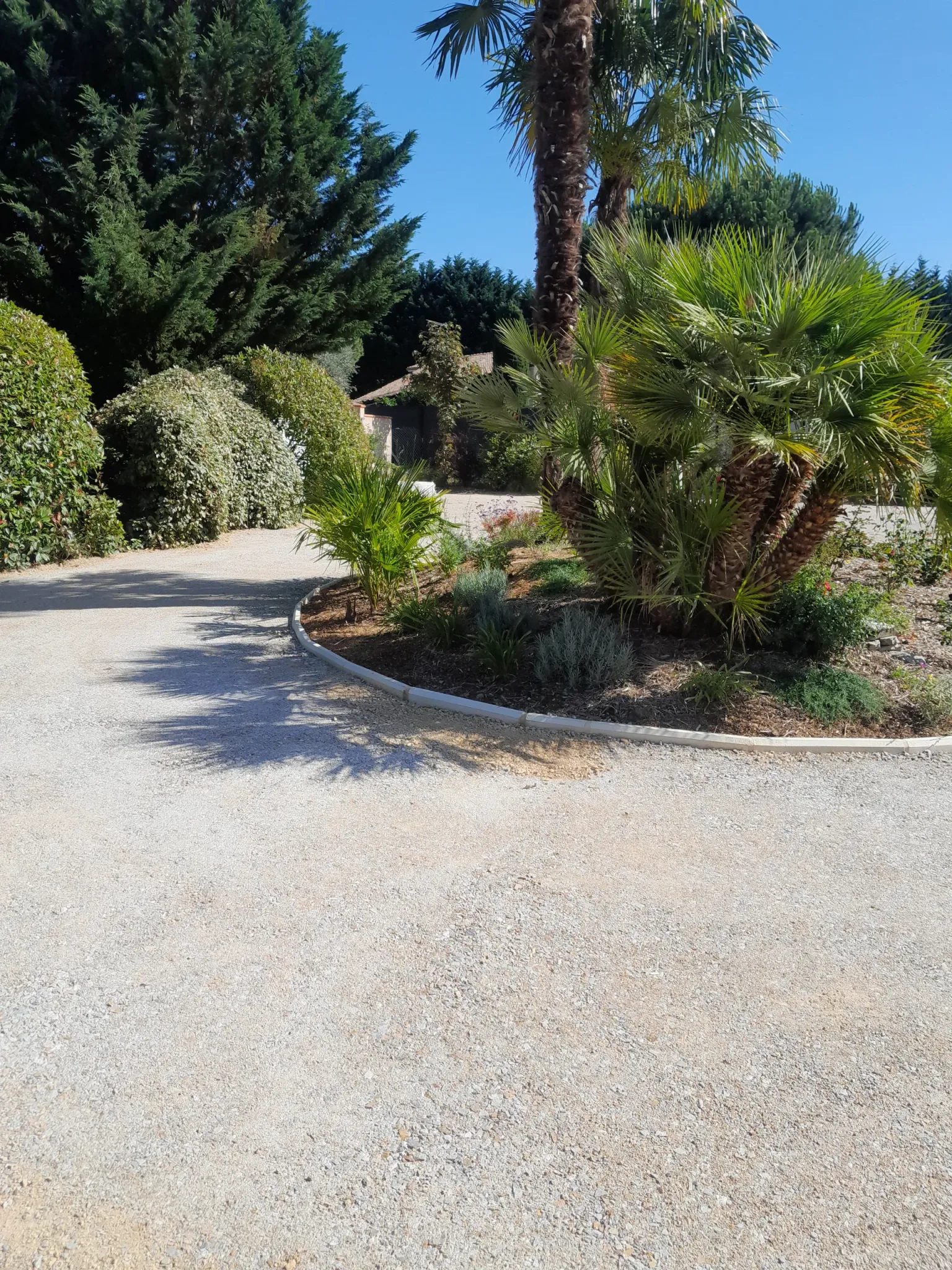 Aménagement d'un rond-point à Bessières