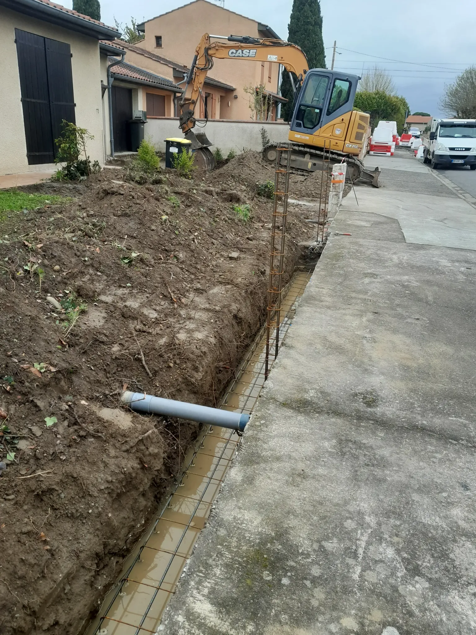 Aménagement extérieur complet à Villeneuve-Tolosane, vue 2 du chantier