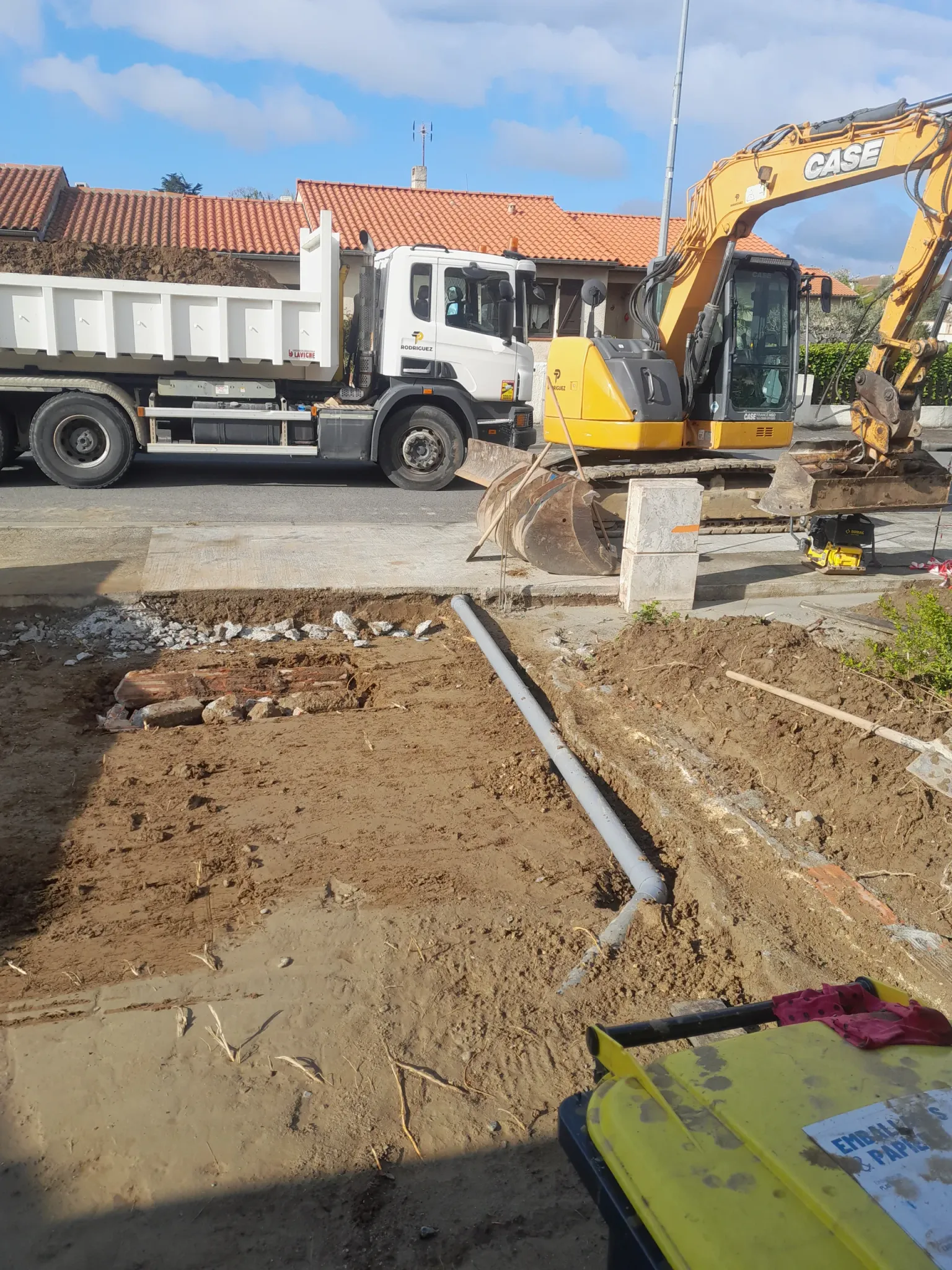Aménagement extérieur complet à Villeneuve-Tolosane, vue 3 du chantier